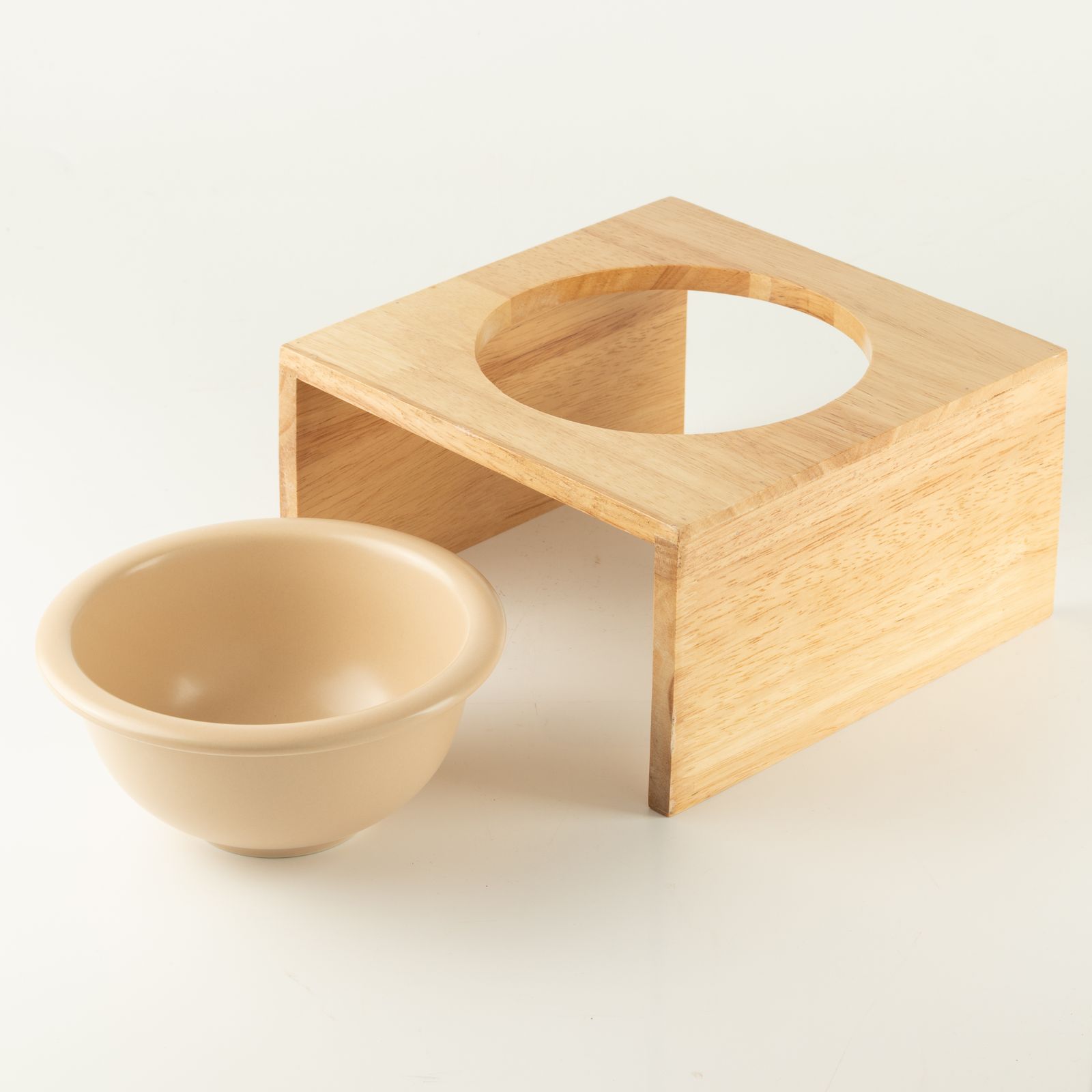Ceramic pet bowl